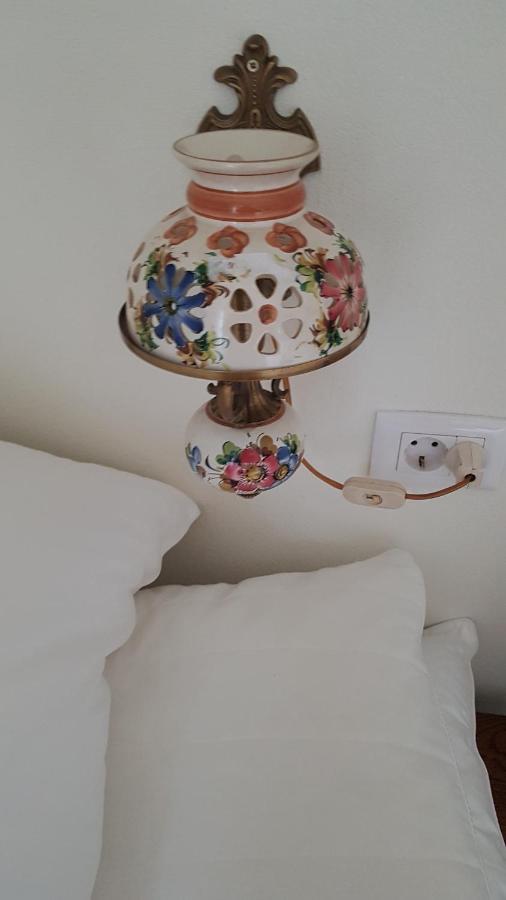 Sura Lu' Vasile. Bed & Breakfast Crivina  Bagian luar foto